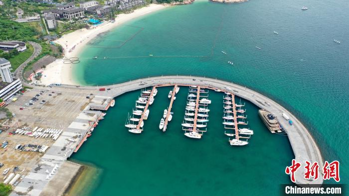 深圳大鹏桔钓沙海景。　<a target='_blank' href='http://www.chinanews.com/' >中新网</a>记者 陈文 摄