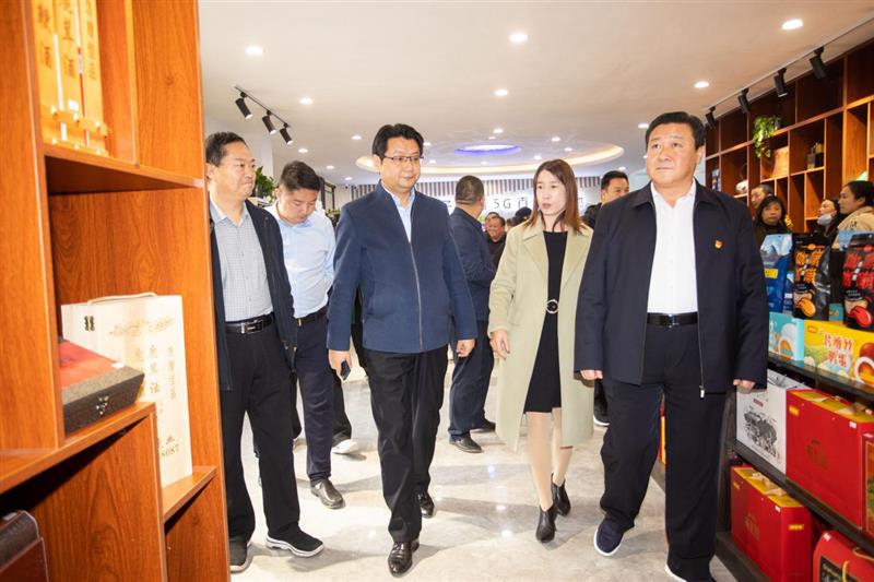 1603074224602018560.png 图片13.png