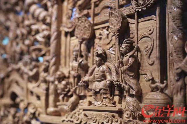 丝上绣世界 木里雕乾坤——非遗技艺焕发生机 丝上绣世界 木里雕乾坤——非遗技艺焕发生机