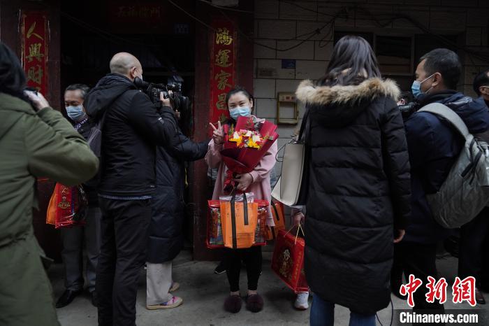 点击进入下一页