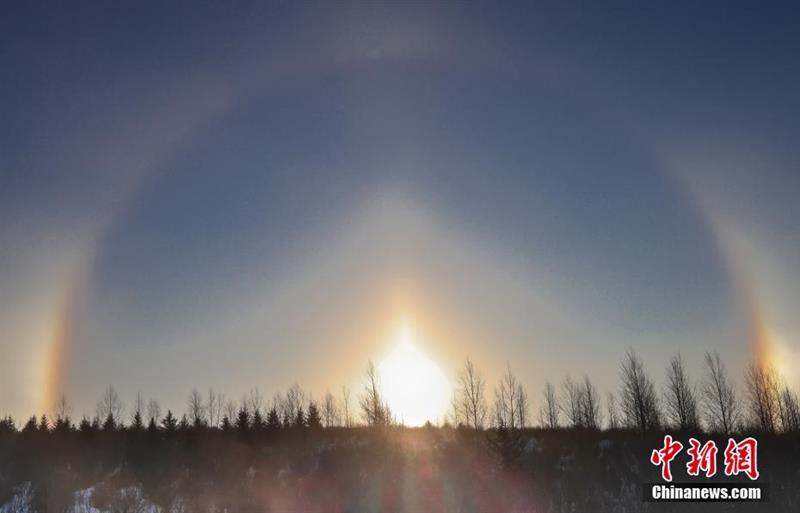 内蒙古大兴安岭林区出现“幻日”奇景