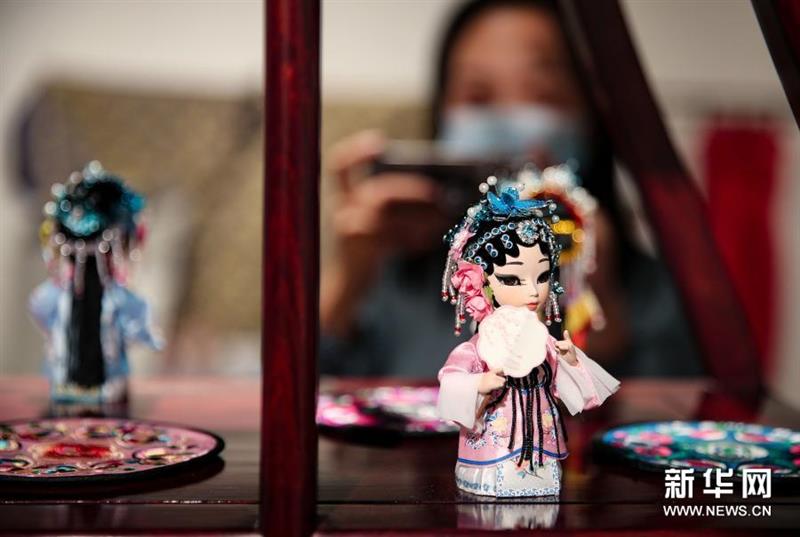 “水韵江苏·寻趣非遗”文创展亮相悉尼