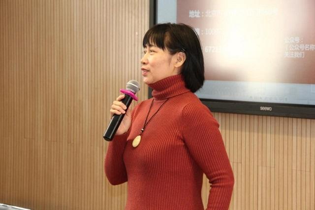 点击图片翻到下一页>> 北京市佟麟阁学校开展“缅怀先烈 致敬英雄”主题活动