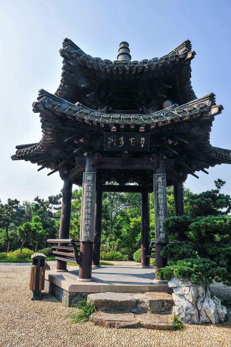 扬州：小亭秋色满 尽显古韵美