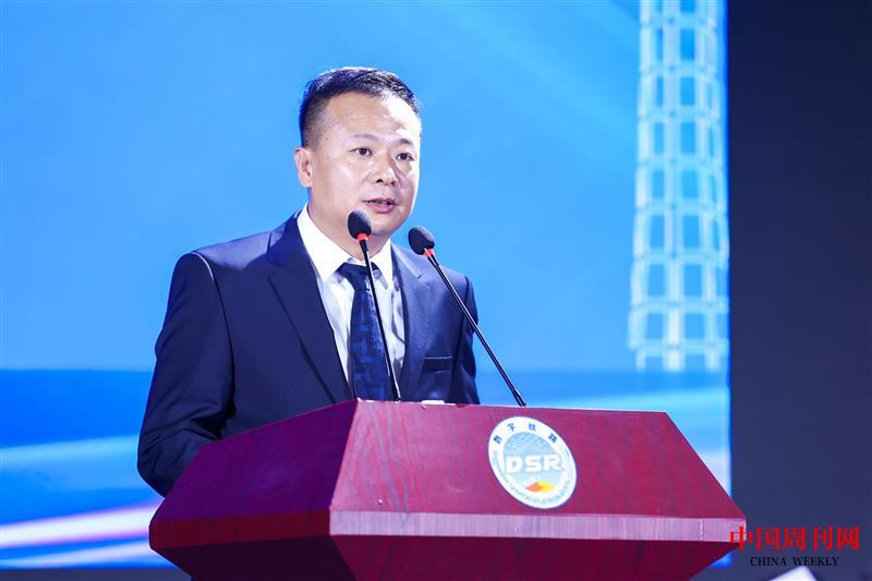 杨勇.JPG