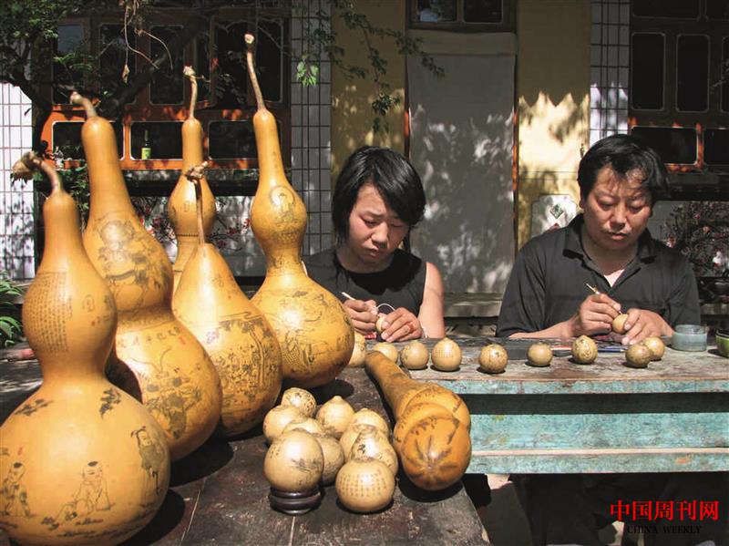 葫芦雕刻艺人.jpg