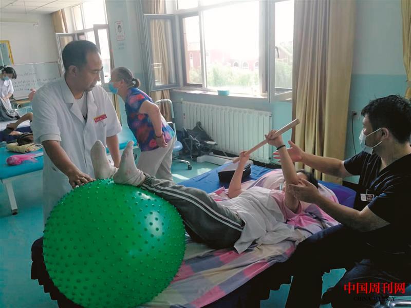 3-中宁县医康养服务中心治疗区.jpg 3-中宁县医康养服务中心治疗区.jpg