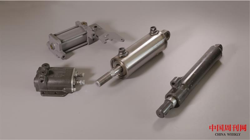 油缸组件.jpg