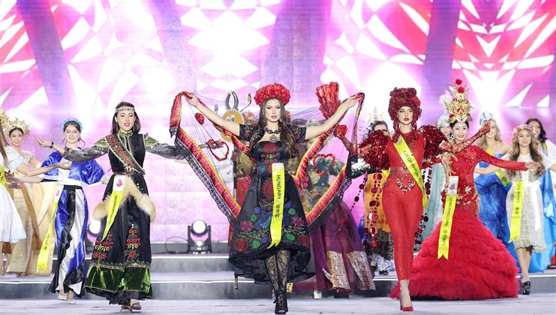 2023世界旅游小姐全球总决赛落幕 (4).jpg