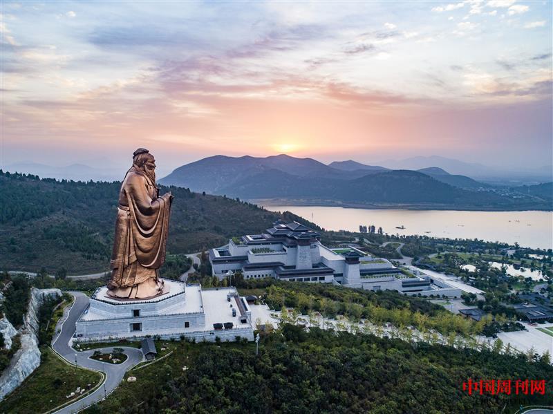 2021-10-1曲阜尼山航拍(尼山圣境日出) (2).jpg 2021-10-1曲阜尼山航拍(尼山圣境日出) (2).jpg