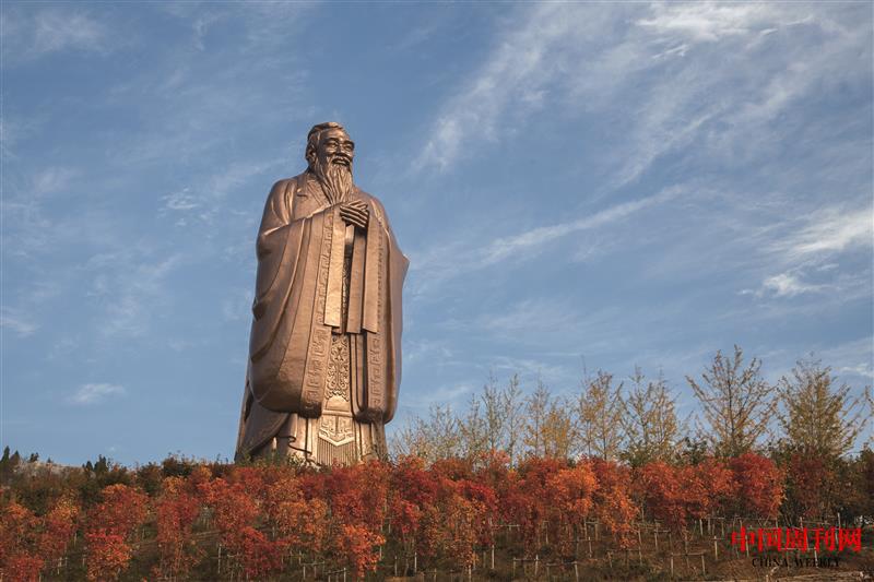 孔子像.jpg 孔子像.jpg