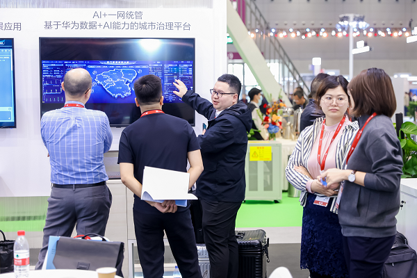 《数智加速 共赢未来丨软通智慧精彩亮相华为中国合作伙伴大会2024》