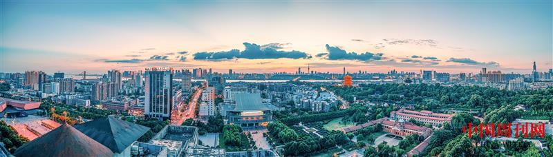 摄图网_500580974_武汉城市风光全景长江主轴(企业商用).jpg